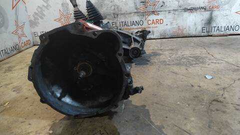 Foto 2ª: Caja Cambios Mitsubishi Montero 2500 TD 2-PTAS.) 84CV 62KW [D-4D56] (1988)