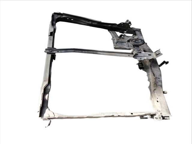 Foto 3ª: Paragolpes Delantero Toyota Auris 2.0 D-4D ADE186_ ADE186R) (2012)