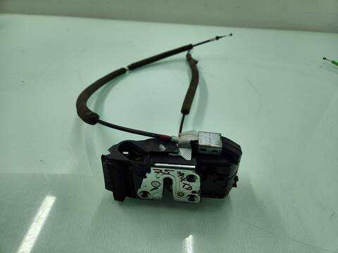 Cerradura Puerta Trasera Derecha Nissan Qashqai TEKNA 110CV 81KW