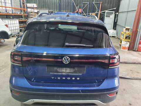 Portón Volkswagen T-Cross LIFE 116CV 85KW