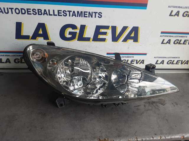 Faro Derecho Peugeot 307 1.6 HDI 110CV