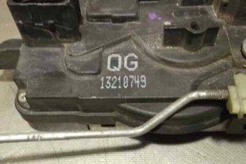 Foto 3ª: Cerradura Puerta Trasera Derecha Opel Zafira 1.9 CDTI 120CV 88KW [Z19DT] (2006)