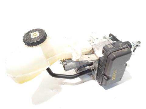 Foto 3ª: Servofreno Toyota CHR 122CV 90KW [2ZR] (2021)