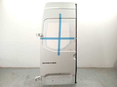 Puerta Trasera Izquierda Mercedes Sprinter 419 CDI RWD 907.643 907.645 907.647) 190CV 140KW FURGONETA
