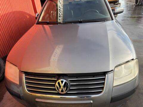 Foto 3ª: Capot Volkswagen Passat AVB BERLINA (2003)