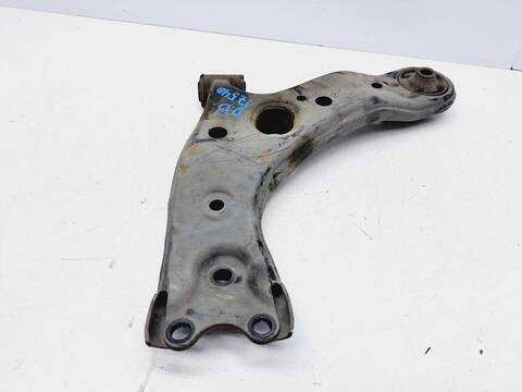 Foto 2ª: Brazo Suspension Delantero Derecho Toyota Auris 1.6 16V CAT 124CV 91KW [1ZR] (2008)