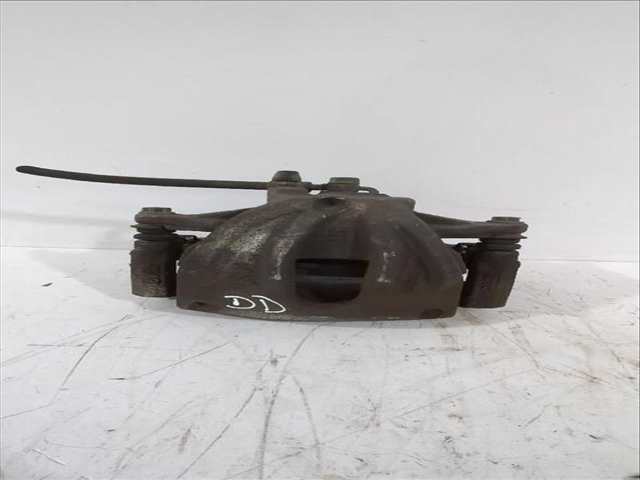 Foto 2ª: Pinza Freno Delantera Derecho Toyota Corolla 2.2 D-4D AUR10_) 177CV [2AD-FHV] (2004)