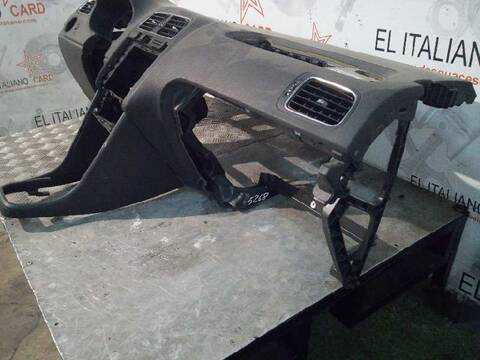 Foto 2ª: Salpicadero Volkswagen Polo ADVANCE BLUEMOTION 75CV 55KW [CUSA] (2017)