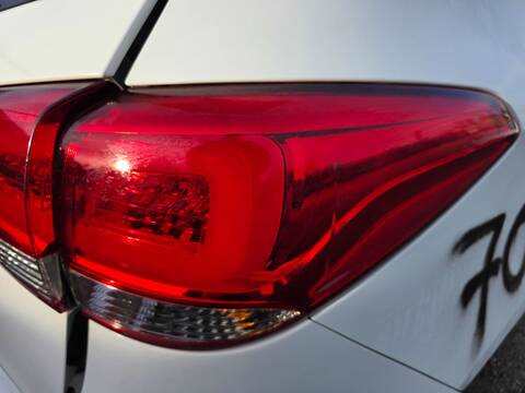 Piloto Trasero Derecho Kia Carens D4FD