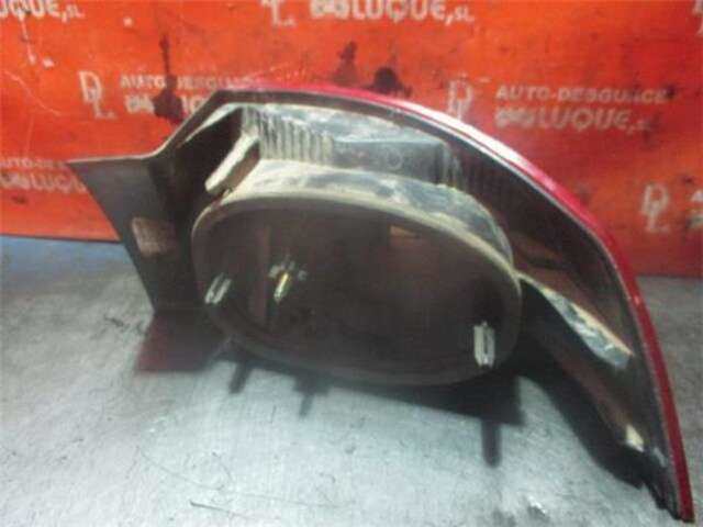 Foto 2ª: Piloto Trasero Izquierdo Renault Laguna 1.6 16V (BG0A. BG0L) [K4M 710]