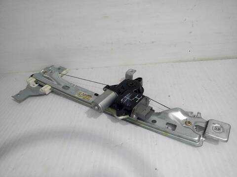 Foto 3ª: Elevalunas Manual Trasero Izquierdo Peugeot 3008 STYLE 114CV (2009)