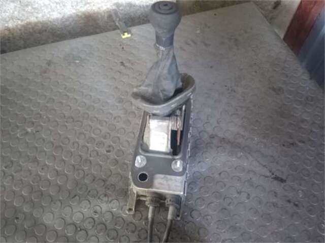 Foto 3ª: Palanca de Cambio Volkswagen Caddy 1.6 TDI [CAYE]