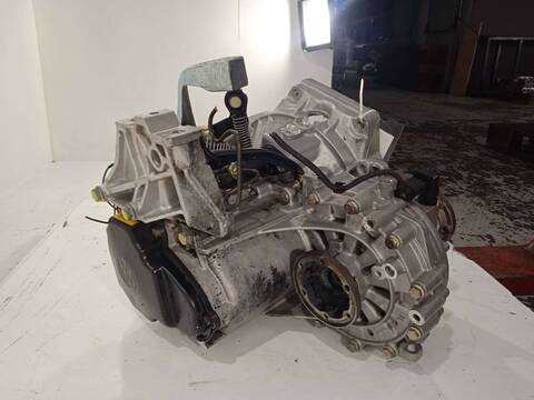 Foto 3ª: Caja Cambios Skoda Octavia 1.9 TDI BERLINA 90CV 66KW [AGR] (2000)