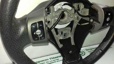 Foto 3ª: Volante Toyota Yaris 1.4 TD CAT 90CV 66KW [1ND] (2009)