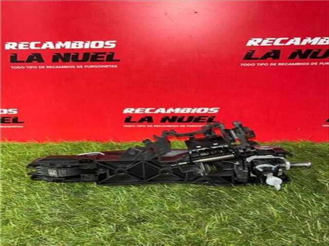 Foto 4ª: Maneta Exterior Delantera Izquierda Ford Tourneo 1.5 ACTIVE [1 5 LTR. - 84 KW ECOBOOST CAT] 114CV [DPB] (2023)