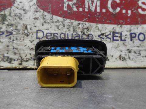 Foto 2ª: Botonera Elevalunas Ford Fiesta AMBIENTE 82CV 60KW [SNJB] (2009)
