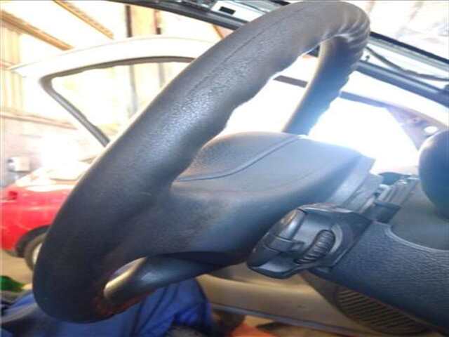 Foto 2ª: Volante Renault Clio 1.9 DTI ALIZE [1.9 LTR. - 59 KW DTI DIESEL] [f9q782]