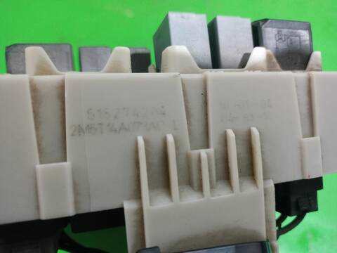 Foto 2ª: Caja Reles Fusibles Ford Focus TREND 101CV [FFDA] (1998)