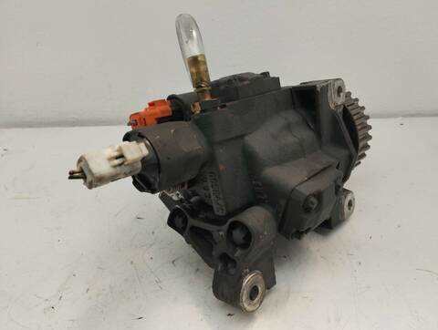 Foto 3ª: Bomba Inyeccion Renault Megane DYNAMIQUE BERLINA 106CV 78KW II BERLINA 3P [K9K732] (2007)