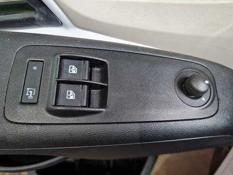 Botonera Elevalunas Peugeot Boxer 333 L2H1 PRO BLUEHDI 120 START STOP 120CV 88KW FURGON