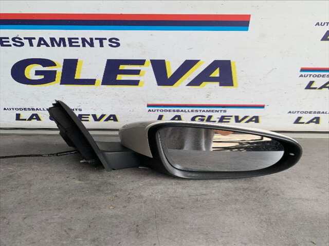 Retrovisor Derecho Volkswagen Golf 1.6 TDI 105CV 0CV