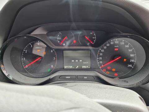 Foto 2ª: Cuadro de Instrumentos Opel Crossland 1.2 75) 131CV 96KW [D 12 XHT (EB2ADTS),B 12 XHT (EB2DTS),F 12 XHT (EB2] (2018)