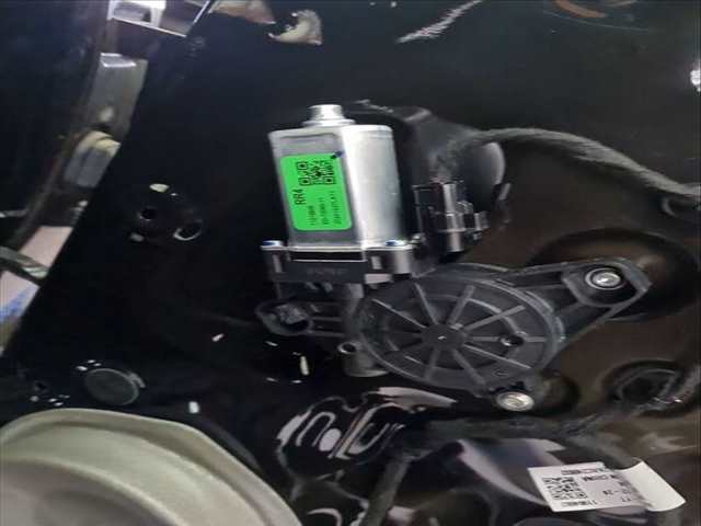 Elevalunas Manual Trasero Derecho Mg 3 ZP2A - AB1PA 116CV 85KW