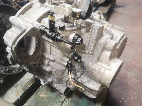 Foto 3ª: Caja Cambios Audi Q3 CFFB (2014)