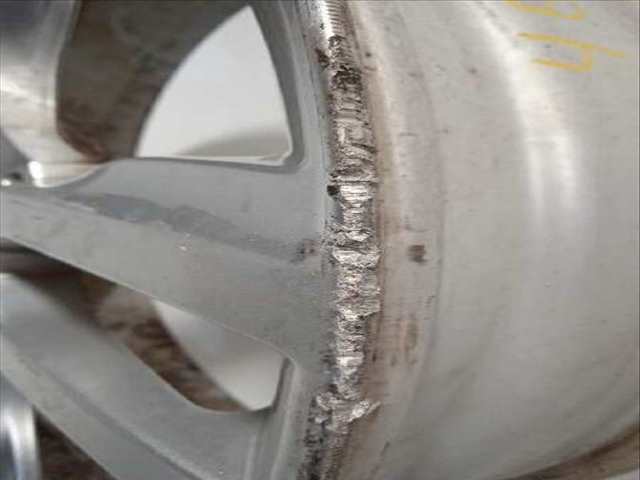 Foto 4ª: LLanta Chapa Mercedes Clase G 230 GLA 200 CDI 156.908) 136CV 100KW [651930] (2015)