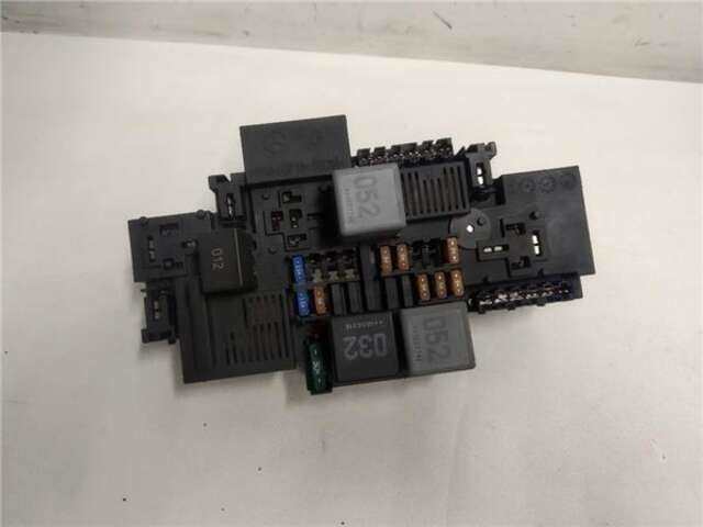 Caja Reles Fusibles Mercedes Clase C 160 2.1 C 220 BLUETEC - D (205.004) [2.1 LTR. - 125 KW CDI CAT]