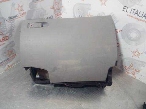 Foto 2ª: Guantera Mercedes Clase C 160 C 220 CDI 204.008) BERLINA 170CV 125KW [646811] (2008)