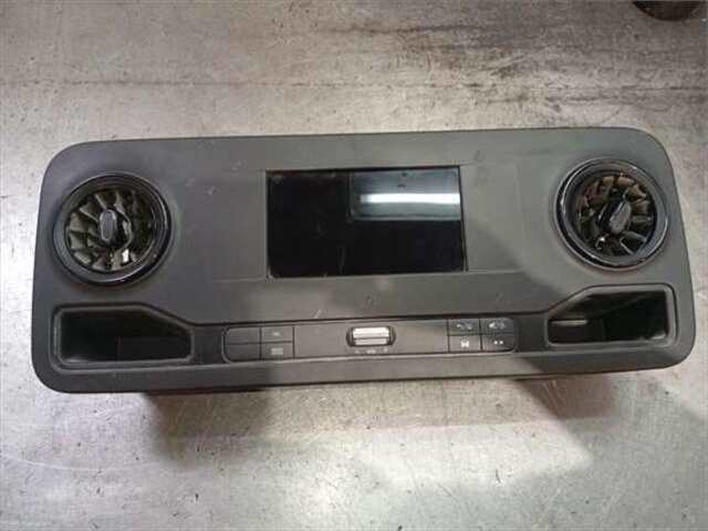 Sistema GPS Mercedes Sprinter 2.0 311/315/317/319 CDI RWD L2 (907.633) [2.0 LTR. - 110 KW CDI CAT]