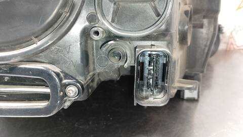 Foto 3ª: Faro Izquierdo Bmw Serie 5 518 520 D 184CV 135KW [N47D20C] (2010)