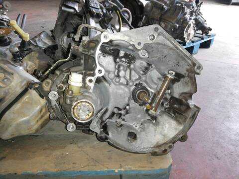 Foto 3ª: Caja Cambios Peugeot 106 HDZ (1996)