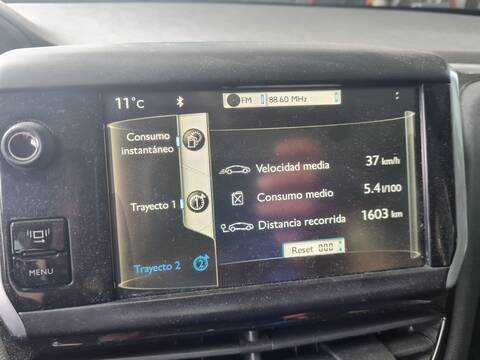 Pantalla Multifuncion Peugeot 208 ACCESS 68CV 50KW