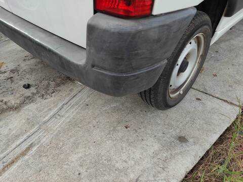 Foto 3ª: Paragolpes Trasero Citroen Berlingo WJY (2006)