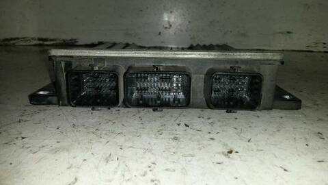 Foto 2ª: Centralita Motor ECU Renault Clio EXCEPTION 86CV 63KW [K9K766] (2005)