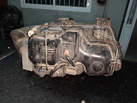 Foto 2ª: Faro Izquierdo Audi A4 AWX BERLINA (2002)