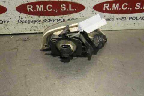 Foto 2ª: Faro Antiniebla Delantero Derecho Ford Focus 1.8 TDDI TD CAT BERLINA 90CV 66KW [C9DB] (2002)