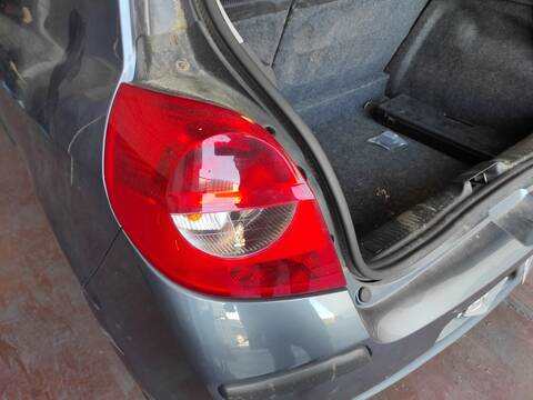 Piloto Trasero Izquierdo Renault Clio K4J780