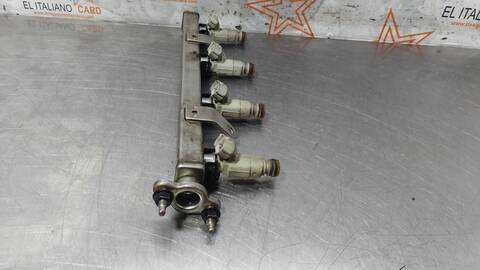 Foto 3ª: Inyectores Hyundai i10 BLACK LINE 87CV 64KW (2015)