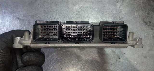 Foto 3ª: Centralita Motor ECU Peugeot 307 2.0 BREAK XR [2.0 LTR. - 66 KW HDI CAT]