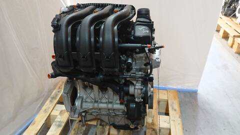 Foto 3ª: Motor Completo Peugeot 208 1.2 VTI 82 82CV 60KW [HM01] (2015)