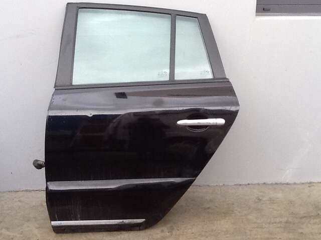 Foto 1ª: Puerta Trasera Izquierda Renault Koleos KOLEOS DYNAMIQUE 0CV [1995 CC (2.0 LTR) 150CV/110KW HY0K/V M9R865/6] (2014)