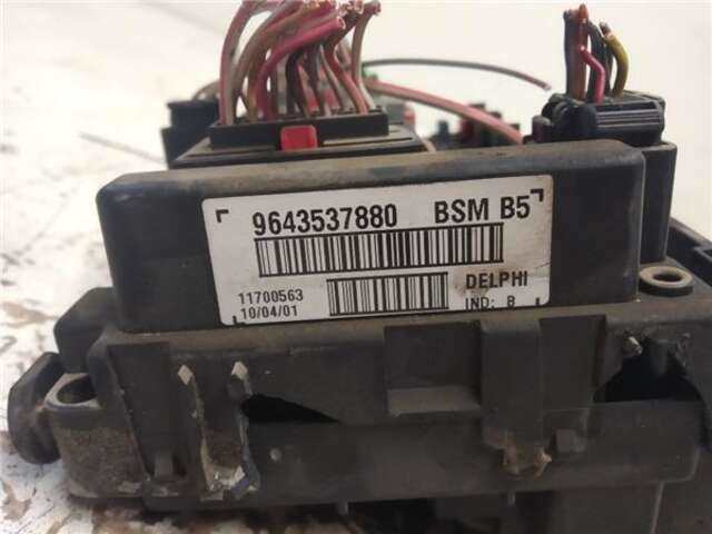 Foto 3ª: Centralita BSM Peugeot 307 2.0 XT [2.0 LTR. - 100 KW 16V CAT (RFN - EW10J4)] [RFN (EW10J4)]