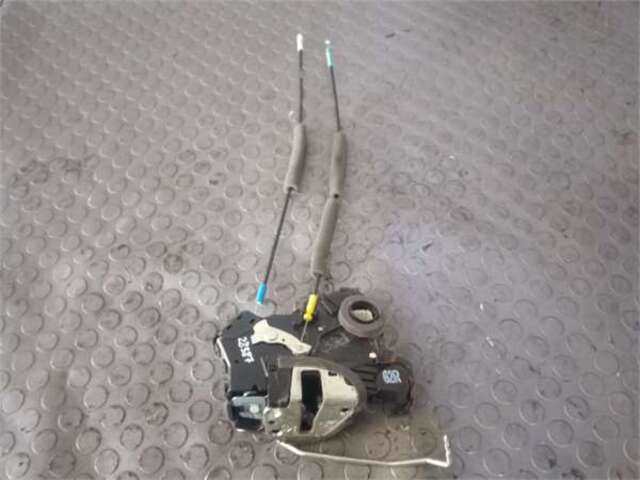 Foto 2ª: Cerradura Puerta Delantera Derecha Toyota Corolla 2.2 D-4D SPORT [2.2 LTR. - 130 KW D-CAT] [2AD-FHV]