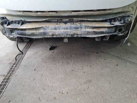 Refuerzo Paragolpes Trasero Kia Carens BASIC 135CV 99KW