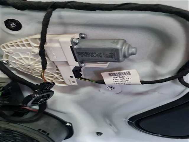 Elevalunas Manual Trasero Derecho Audi Q3 2.0 TDI QUATTRO 177CV 130KW