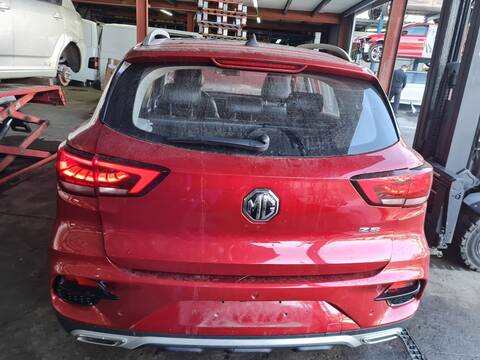 Portón Mg ZS LUXURY 111CV 82KW