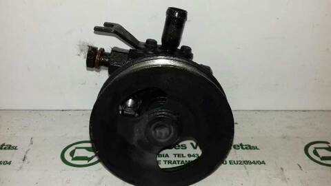 Foto 3ª: Bomba de Direccion Kia Carnival 2.9 CRDI CAT 144CV 106KW [J3] (2002)